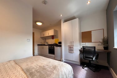 1 bed studio, Goldsmith Street, City Centre, Nottingham, NG15ND - Image 3